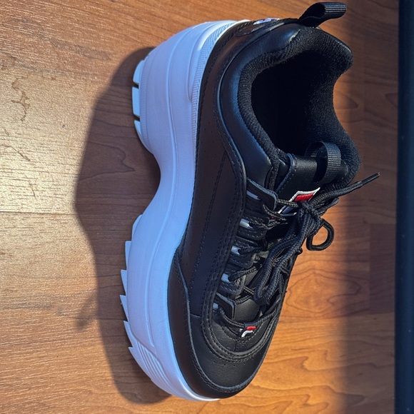 Fila Women's Black and White Chunky Sneakers - Picture 7 of 16